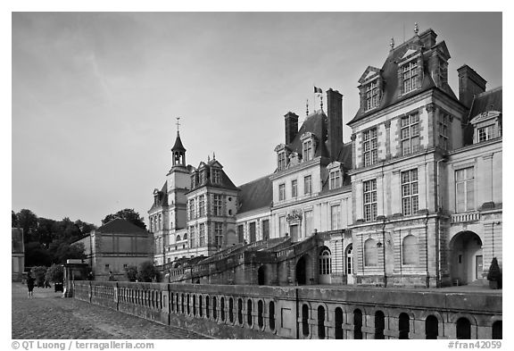 Palace of Fontainebleau, late afternoon. France (black and white)