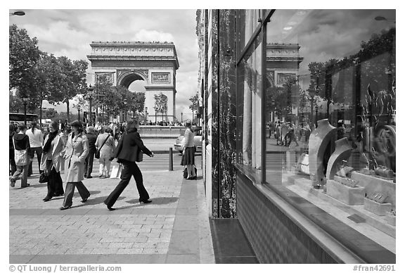 Jewelry store, sidewalk, and Arc de Triomphe. Paris, France (black and white)