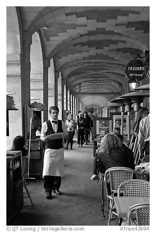 Arcades, place des Vosges. Paris, France (black and white)