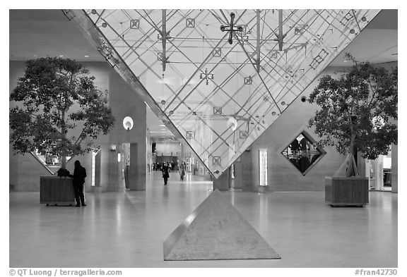Inverted pyramid and shopping mall under the Louvre. Paris, France (black and white)
