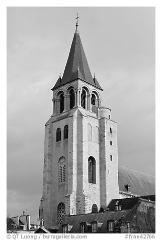 Church Saint Germain des Pres. Paris, France (black and white)