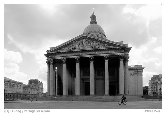 Pantheon. Quartier Latin, Paris, France (black and white)