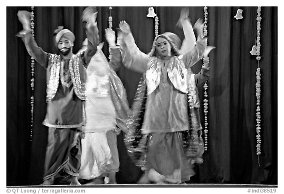 Performances at Dances of India. New Delhi, India