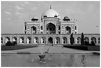 Humayun's tomb. New Delhi, India ( black and white)