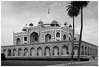 Main mausoleum, Humayun's tomb. New Delhi, India ( black and white)