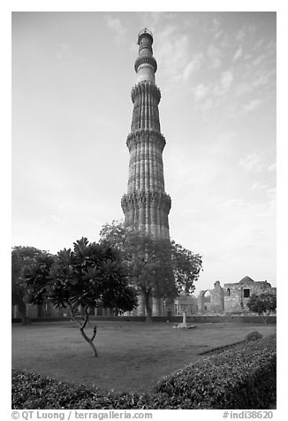 Qutb Minar garden and tower. New Delhi, India (black and white)