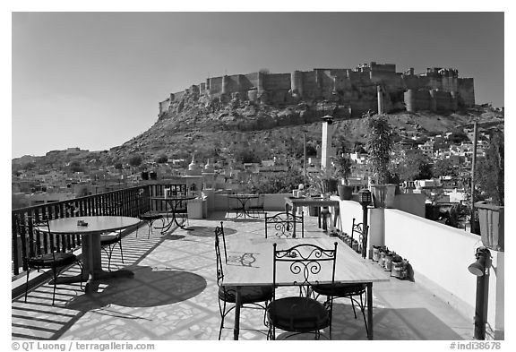 Rooftop restaurant with view on Mehrangarh Fort. Jodhpur, Rajasthan, India (black and white)