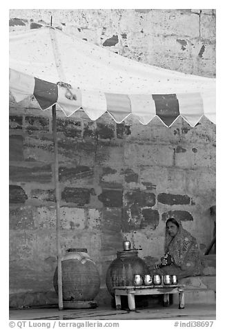 Beverage vendor inside fort. Jodhpur, Rajasthan, India (black and white)