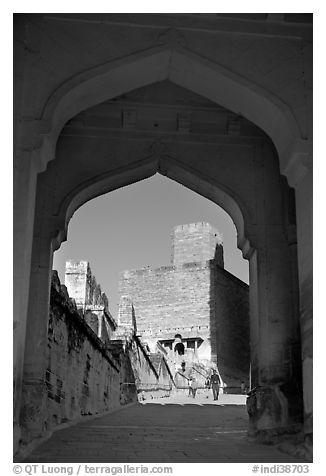 Gate, Mehrangarh Fort. Jodhpur, Rajasthan, India (black and white)