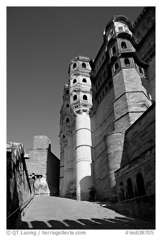 Tall Towers, Mehrangarh Fort. Jodhpur, Rajasthan, India (black and white)