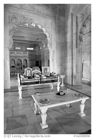 Memorial to Jaswant Singh, inside Jaswant Thada. Jodhpur, Rajasthan, India (black and white)