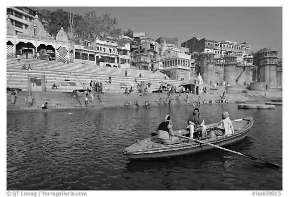 Rowboat in front of Scindhia Ghat. Varanasi, Uttar Pradesh, India (black and white)