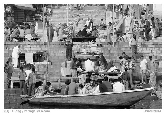 Boat and stone steps, Dasaswamedh Ghat. Varanasi, Uttar Pradesh, India (black and white)