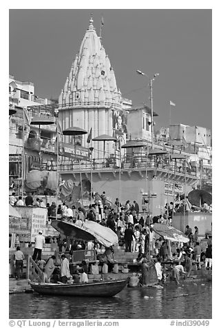 Temple and Dasaswamedh Ghat. Varanasi, Uttar Pradesh, India (black and white)