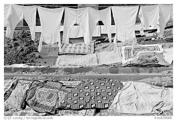 Laundry. Varanasi, Uttar Pradesh, India (black and white)
