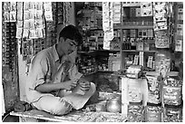 Street vendor. Mumbai, Maharashtra, India (black and white)