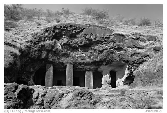 Rock-caved cave, Elephanta Island. Mumbai, Maharashtra, India (black and white)