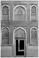 Wall detail of Jehangiri Mahal, Agra Fort. Agra, Uttar Pradesh, India (black and white)