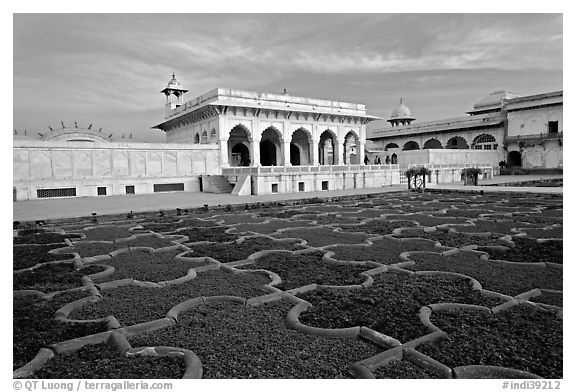 Mughal garden, Agra Fort. Agra, Uttar Pradesh, India (black and white)