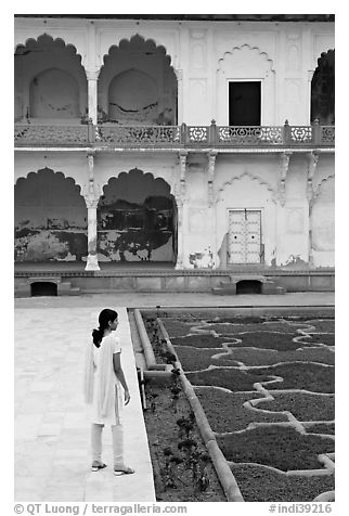 Woman in Anguri Bagh garden, Agra Fort. Agra, Uttar Pradesh, India (black and white)