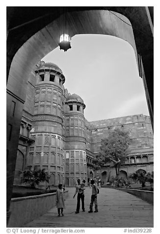 Main gate, Agra Fort, sunset. Agra, Uttar Pradesh, India (black and white)