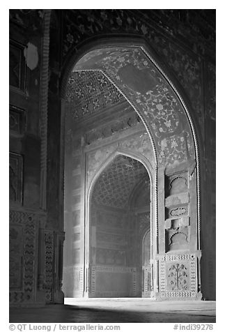 Arches in Jawab, Taj Mahal. Agra, Uttar Pradesh, India (black and white)