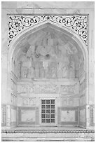 Side pishtaq, Taj Mahal. Agra, Uttar Pradesh, India (black and white)