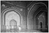 Side sanctuary of Taj Mahal masjid. Agra, Uttar Pradesh, India (black and white)