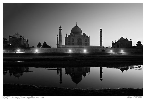 Jawab, Taj Mahal, and Taj Mahal mosque over Yamuna River at dusk. Agra, Uttar Pradesh, India (black and white)