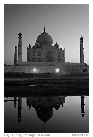 Taj Mahal over Yamuna River at dusk. Agra, Uttar Pradesh, India (black and white)