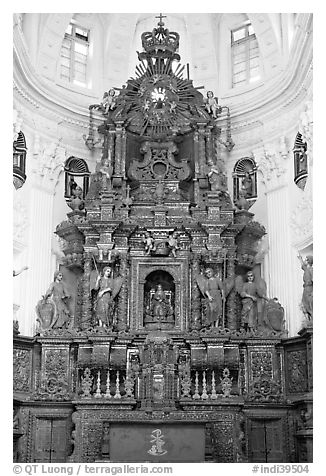 Altar, Church of St Cajetan, Old Goa. Goa, India