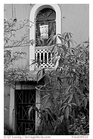 Yard and blue facade, Panaji. Goa, India (black and white)