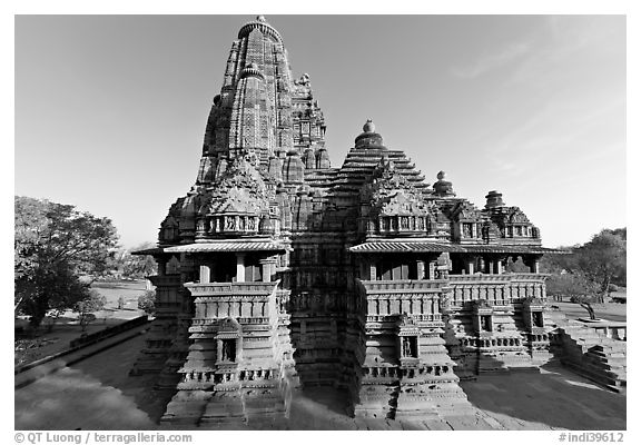 Lakshmana temple seen from Matangesvara temple. Khajuraho, Madhya Pradesh, India (black and white)