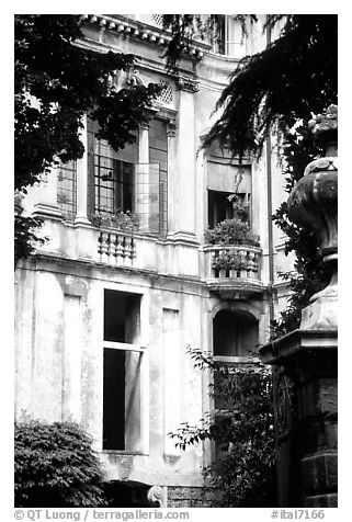 Palace seen through trees. Veneto, Italy (black and white)