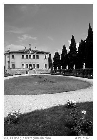 Villa Valmarana ai Nani designed by Paladio. Veneto, Italy (black and white)