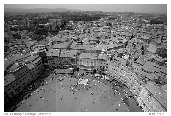 Piazza Del Campo and houses seen from Torre del Mangia. Siena, Tuscany, Italy