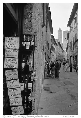 Produce store on Via San Giovanni. San Gimignano, Tuscany, Italy (black and white)