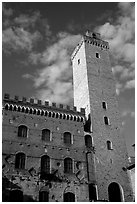 Palazzo del Popolo and Torre Grossa, early morning. San Gimignano, Tuscany, Italy (black and white)