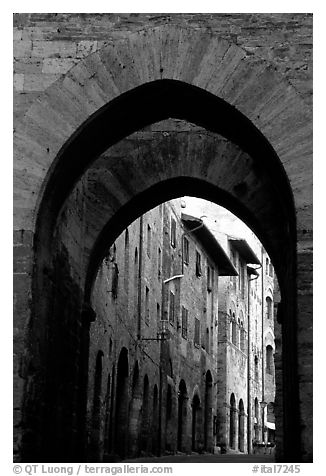 Arch and street. San Gimignano, Tuscany, Italy (black and white)