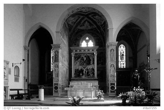 Interior of Chiesa di Sant'Agostino. San Gimignano, Tuscany, Italy