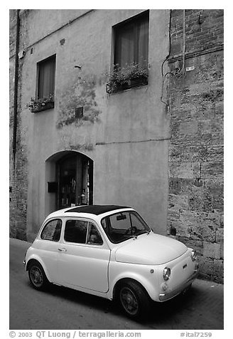 Classic Fiat 500. San Gimignano, Tuscany, Italy