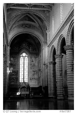 Interior and main nave of Cathedral (Duomo). Orvieto, Umbria (black and white)