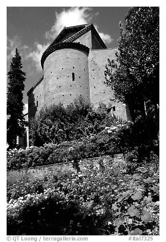 Gardens of Villa d'Este. Tivoli, Lazio, Italy (black and white)