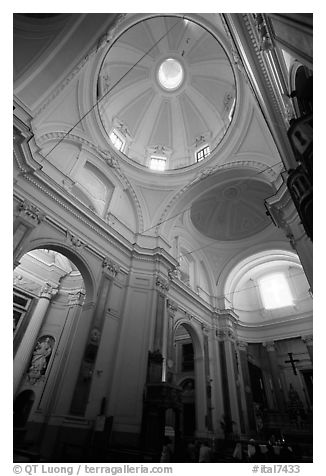 Interior of Chiesa di San Giorgio Maggiore. Naples, Campania, Italy