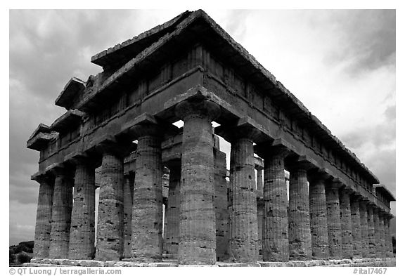 Temple of Neptune, the largest and best preserved of the three temples. Campania, Italy