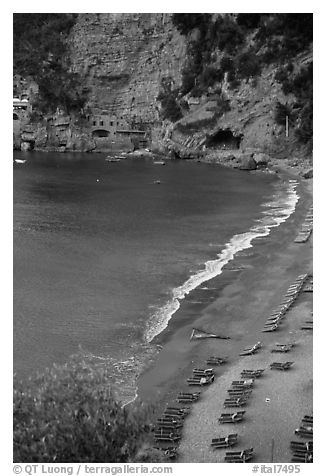 Spiaggia del Fornillo Beach seen from Via Positanesi d'America, Positano. Amalfi Coast, Campania, Italy