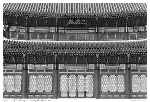 Throne hall facade, Changdeokgung Palace. Seoul, South Korea (black and white)