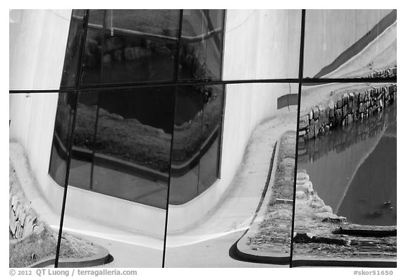 Window reflections, Dongdaemun Design Plaza. Seoul, South Korea (black and white)