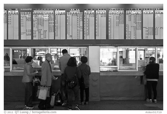 Bus terminal counter. Daegu, South Korea (black and white)