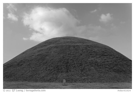 Tumulus and cloud. Gyeongju, South Korea (black and white)